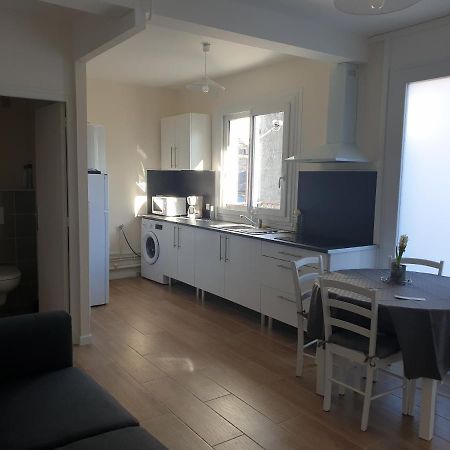 Appartement T4 Lumineux Avec Balcon - 3Eme Etage Sans Ascenseur 塔布 外观 照片