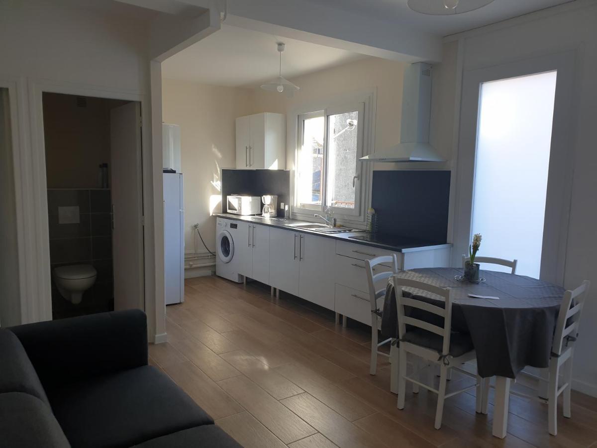 Appartement T4 Lumineux Avec Balcon - 3Eme Etage Sans Ascenseur 塔布 外观 照片