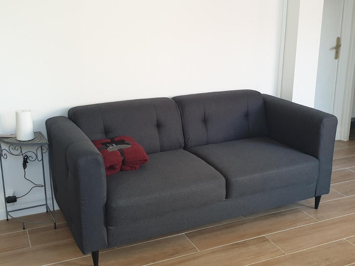 Appartement T4 Lumineux Avec Balcon - 3Eme Etage Sans Ascenseur 塔布 外观 照片